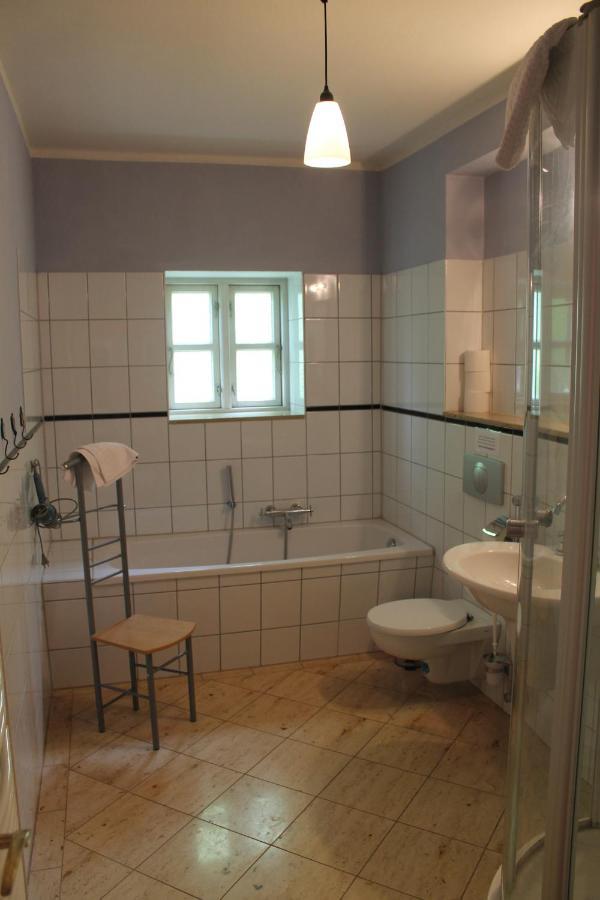 Altes Waschhaus Krakvitz Apartment Putbus Exterior foto